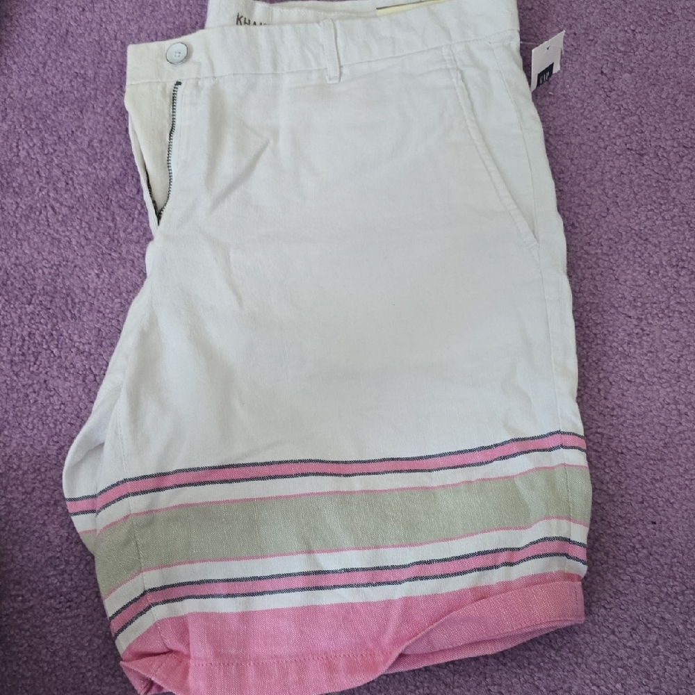 GAP White and Pink Bermuda Shorts Casual Summer Wear